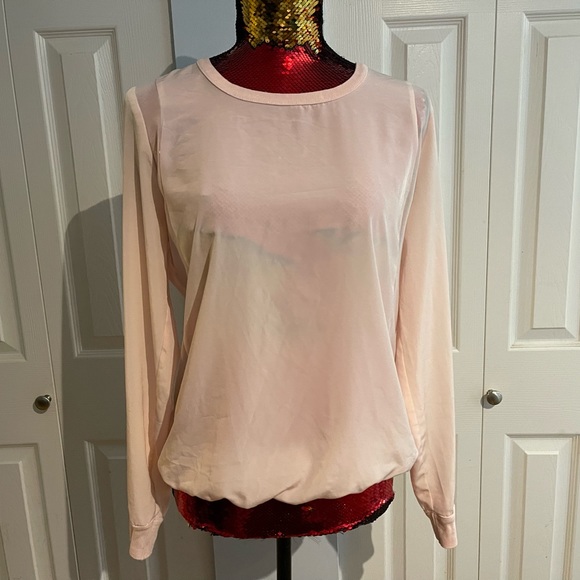 Light blush pink long sleeve sheer and satin like top - Picture 6 of 7